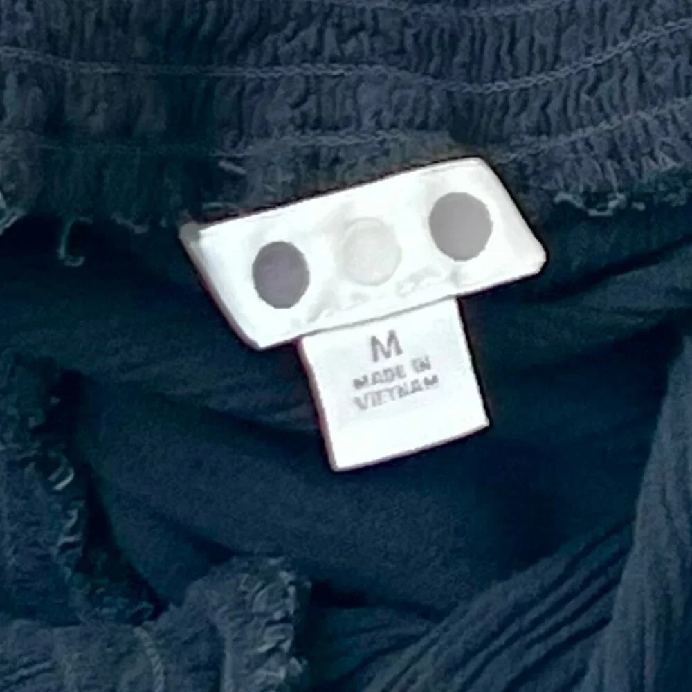 Three Dots Black Smocked Waist Wide Leg Gauze Beach Pant with Pockets Sz Medium - Picture 8 of 9